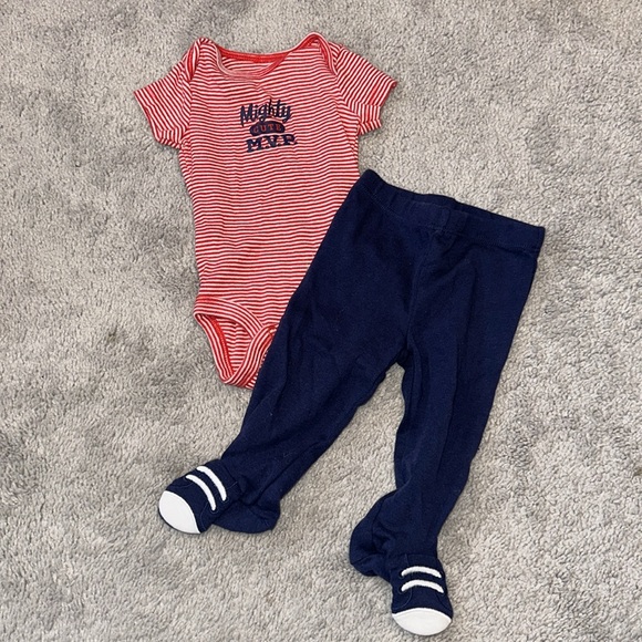 Assorted baby boys Clothing Bundle Size 0-3 months 9 outfits 18 pieces Carters - Picture 2 of 10